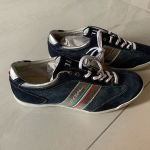 Jackal Milano (made in Italy) Men’s Sneaker size 45. Never been worn.